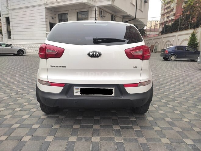 Kia Sportage 2013, 179,800 km - 2.0 l - Bakı