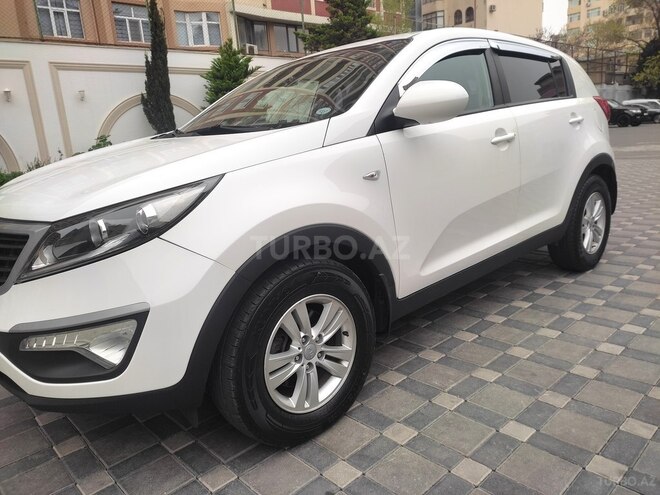 Kia Sportage 2013, 179,800 km - 2.0 l - Bakı