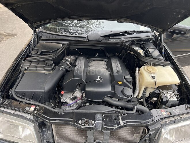 Mercedes C 240 1998, 298,000 km - 2.4 л - Bakı