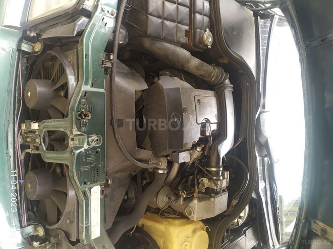 Mercedes C 200 1995, 262,332 km - 2.0 л - Bakı