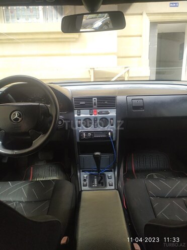 Mercedes C 200 1995, 262,332 km - 2.0 л - Bakı