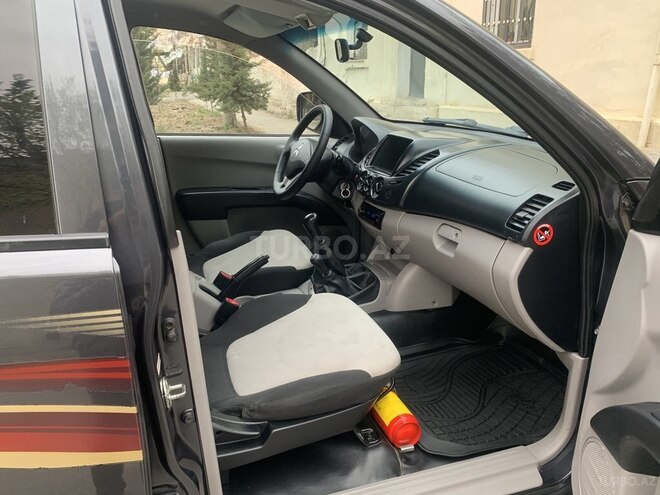 Mitsubishi L200 2013, 187,043 km - 2.5 l - Bakı
