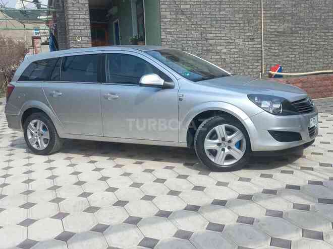 Opel Astra 2010, 197,000 km - 1.4 l - Bakı