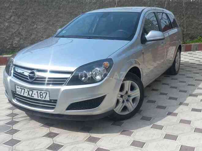 Opel Astra 2010, 197,000 km - 1.4 l - Bakı