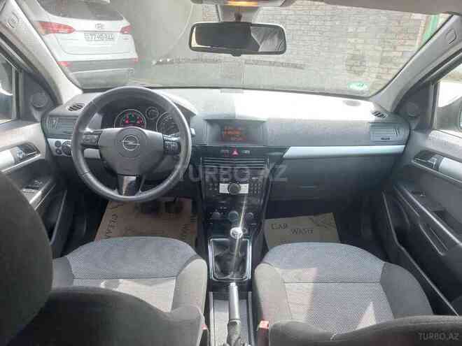 Opel Astra 2010, 197,000 km - 1.4 l - Bakı