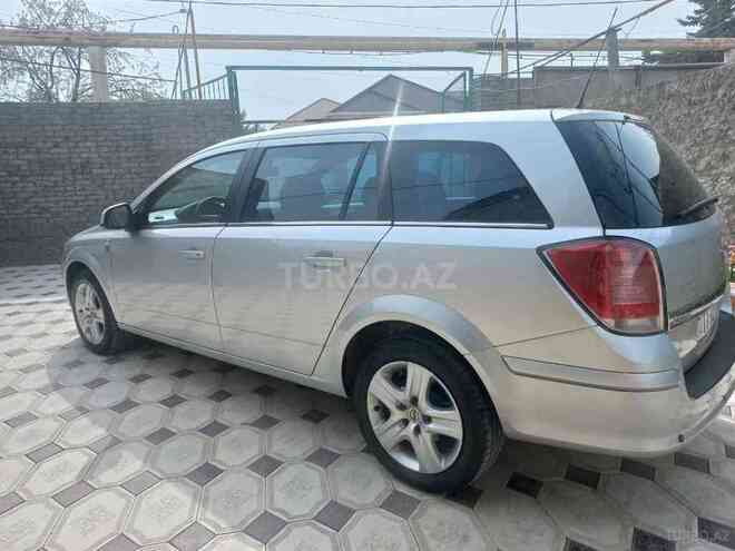 Opel Astra 2010, 197,000 km - 1.4 l - Bakı