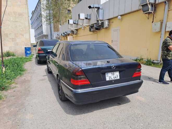 Mercedes C 280 1998, 280,000 km - 2.8 л - Sabirabad