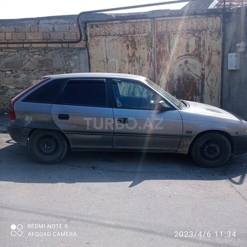 Opel Astra 1992, 425,196 km - 1.7 l - Şəki