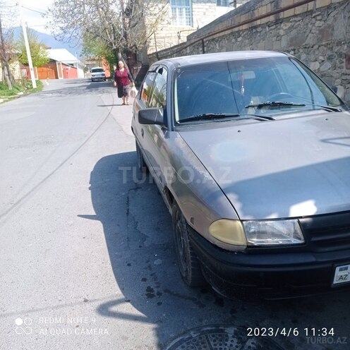 Opel Astra 1992, 425,196 km - 1.7 l - Şəki
