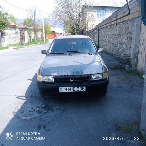 Opel Astra 1992, 425,196 km - 1.7 l - Şəki