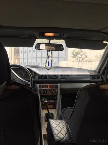 Mercedes E 230 1987, 192,000 km - 2.3 л - Bakı