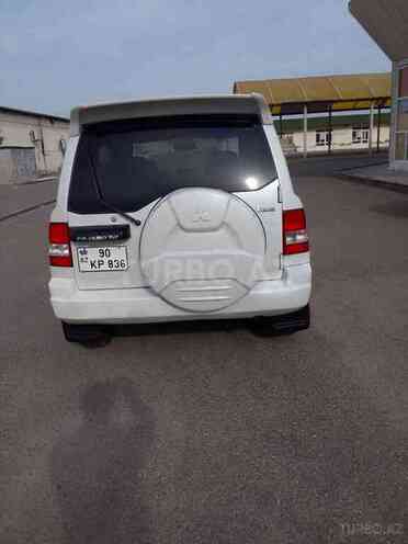 Mitsubishi Pajero io 1999, 260,000 km - 1.8 л - Ucar