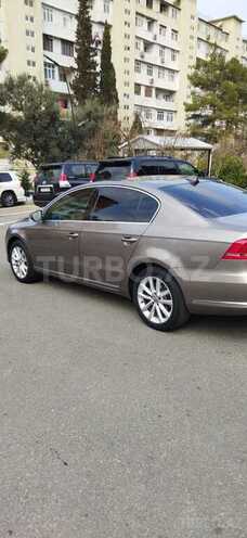 Volkswagen Passat 2011, 133,000 km - 1.8 l - Bakı