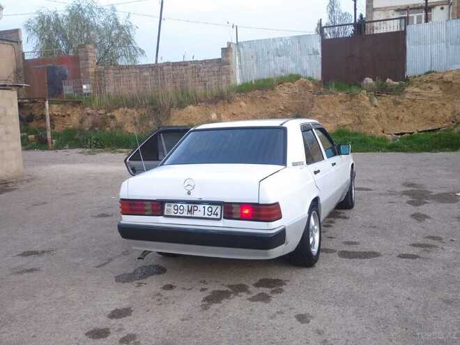 Mercedes 190 1991, 325,600 km - 2.0 l - Bakı