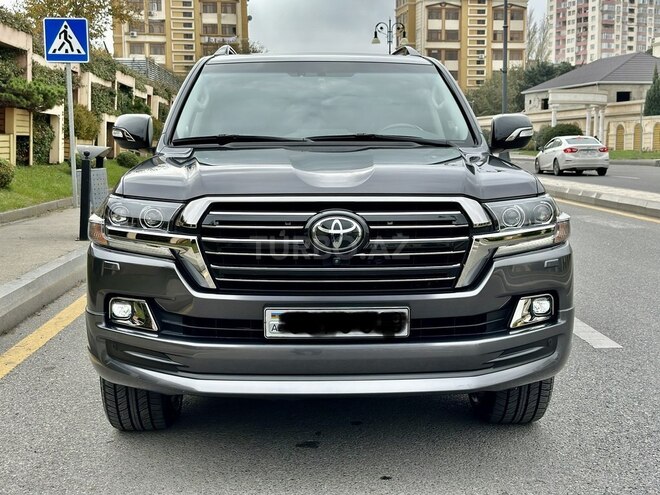 Toyota Land Cruiser 2018, 35,000 km - 4.6 l - Bakı