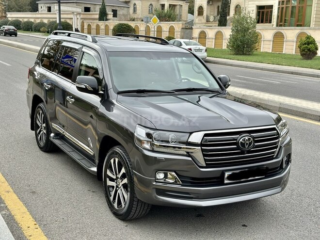 Toyota Land Cruiser 2018, 35,000 km - 4.6 l - Bakı