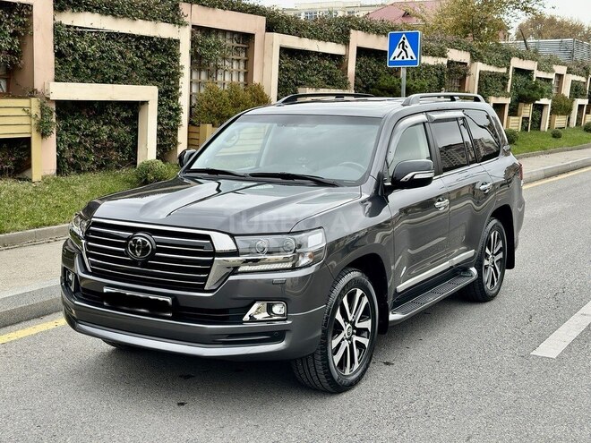 Toyota Land Cruiser 2018, 35,000 km - 4.6 l - Bakı