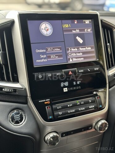 Toyota Land Cruiser 2018, 35,000 km - 4.6 l - Bakı