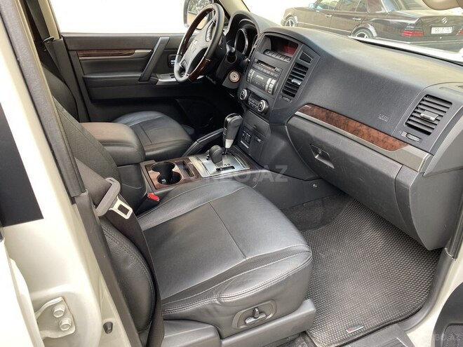 Mitsubishi Pajero 2014, 145,000 km - 3.8 l - Bakı
