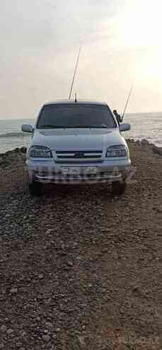 Chevrolet Niva 2004, 418,123 km - 1.7 l - Qusar