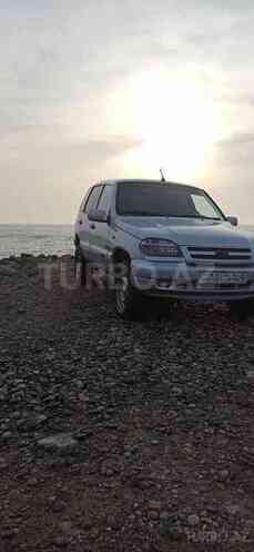 Chevrolet Niva 2004, 418,123 km - 1.7 l - Qusar
