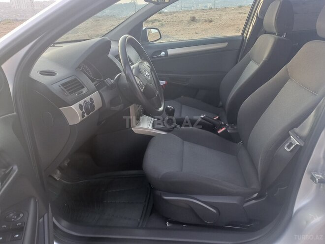 Opel Astra 2007, 114,000 km - 1.3 л - Bakı