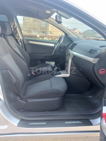 Opel Astra 2007, 114,000 km - 1.3 л - Bakı