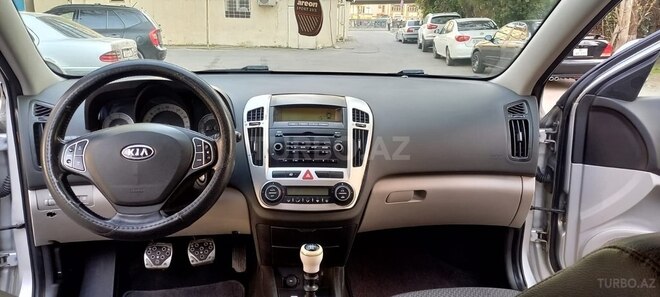 Kia Ceed 2008, 186,000 km - 1.6 л - Bakı