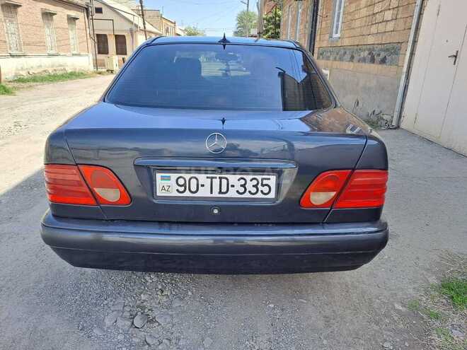Mercedes E 200 1996, 175,000 km - 2.0 л - Gəncə