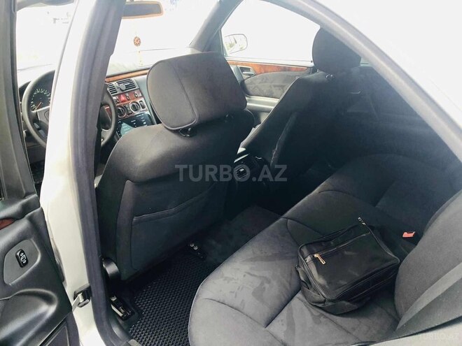 Mercedes E 240 1998, 346,000 km - 2.4 l - Bakı