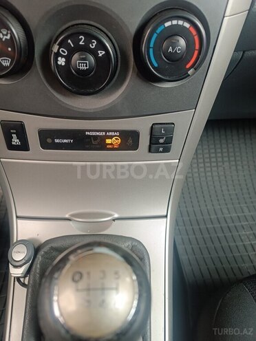 Toyota Corolla 2009, 182,500 km - 1.4 l - Bakı