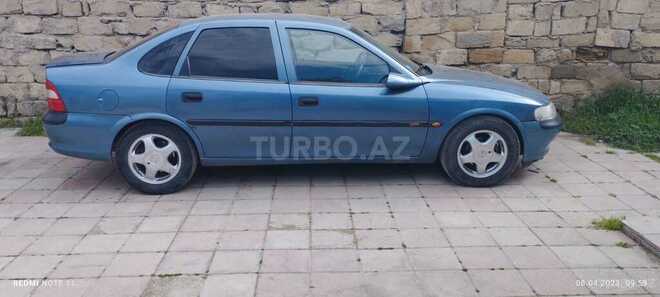 Opel Vectra 1998, 150,000 km - 1.6 л - Bakı