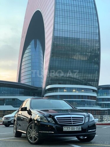 Mercedes E 200 2011, 239,000 km - 1.8 л - Bakı