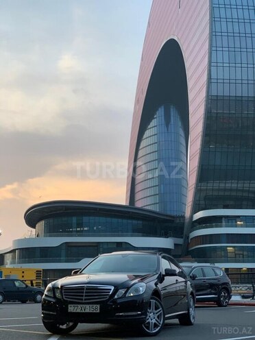 Mercedes E 200 2011, 239,000 km - 1.8 л - Bakı