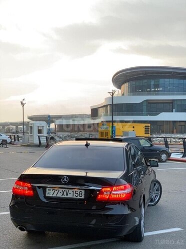 Mercedes E 200 2011, 239,000 km - 1.8 л - Bakı