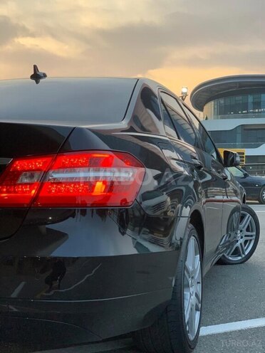 Mercedes E 200 2011, 239,000 km - 1.8 л - Bakı