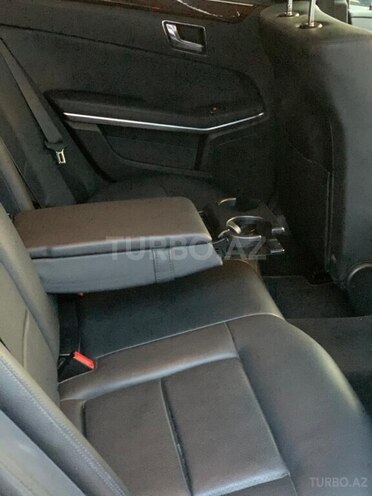 Mercedes E 200 2011, 239,000 km - 1.8 л - Bakı