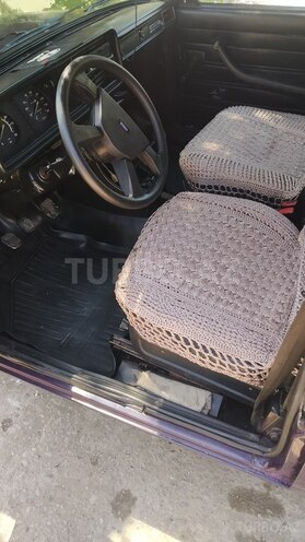 LADA (VAZ) 2107 2004, 214,000 km - 1.6 l - Salyan
