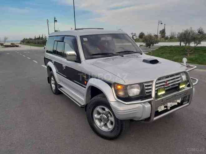 Mitsubishi Pajero 1995, 310,000 km - 2.8 l - Sumqayıt