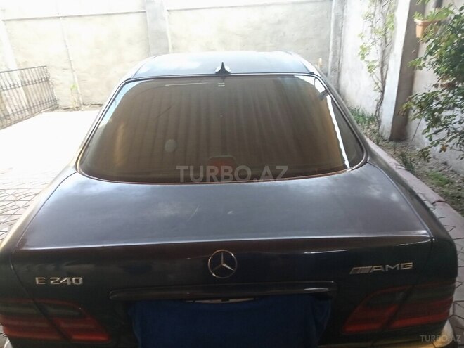 Mercedes E 240 1998, 123,000 km - 2.4 l - Sumqayıt