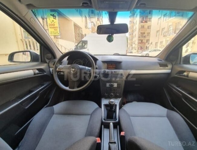 Opel Astra 2006, 270,000 km - 1.4 l - Bakı
