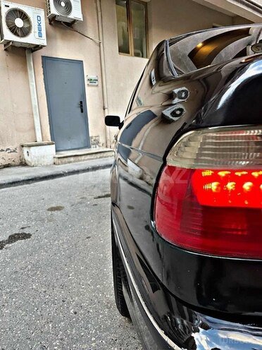 BMW 523 1997, 350,000 km - 2.5 l - Bakı