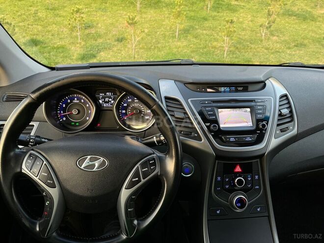 Hyundai Elantra 2015, 186,684 km - 1.8 л - Bakı