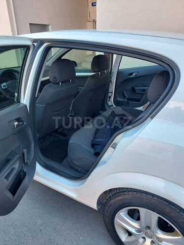 Opel Astra 2009, 185,000 km - 1.4 l - Qax