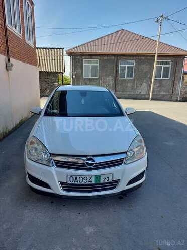 Opel Astra 2009, 185,000 km - 1.4 l - Qax