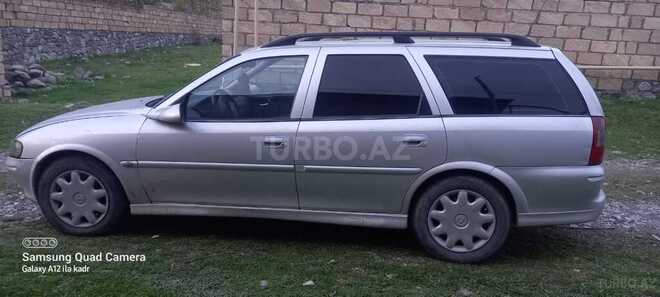 Opel Astra 2001, 380,000 km - 2.2 l - Şəki