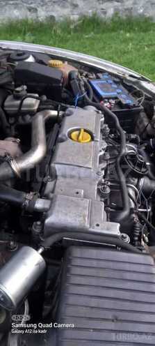 Opel Astra 2001, 380,000 km - 2.2 l - Şəki