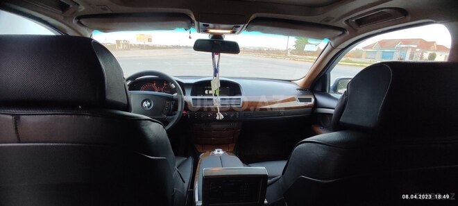 BMW 745 2004, 205,000 km - 4.4 l - Salyan