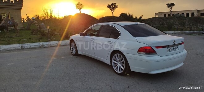 BMW 745 2004, 205,000 km - 4.4 l - Salyan