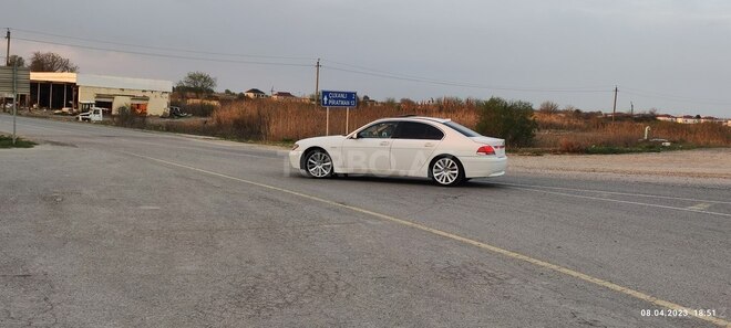 BMW 745 2004, 205,000 km - 4.4 l - Salyan